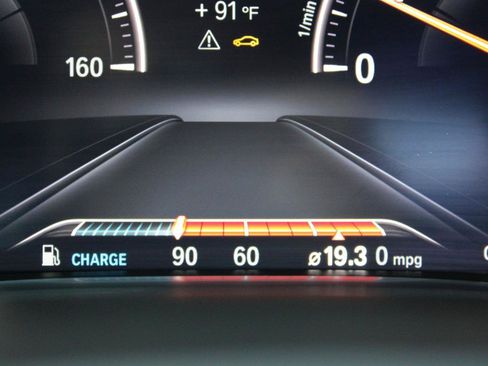 Used 2017 BMW 750i RWD image 21