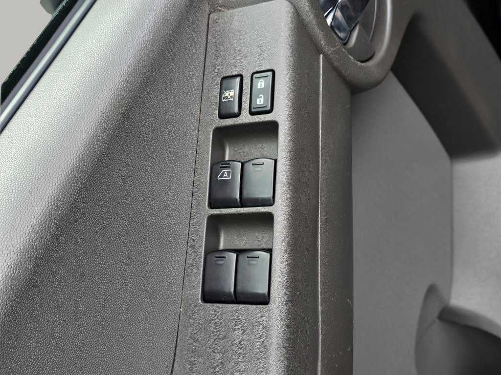 Used 2007 Nissan Xterra S RWD image 26
