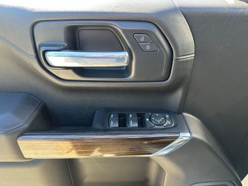 Used 2021 Chevrolet Silverado 1500 LT w/ Z71 Off-Road Package image 26