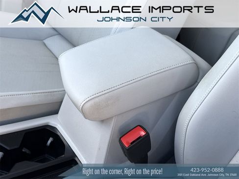 Certified 2022 Volkswagen Tiguan SE image 12