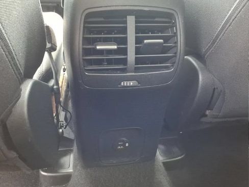 Used 2021 Ford Escape SE w/ Cold Weather Package AWD/4WD image 17