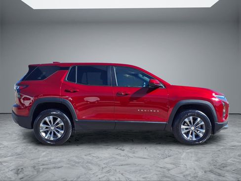 Used 2026 Chevrolet Equinox LT image 8