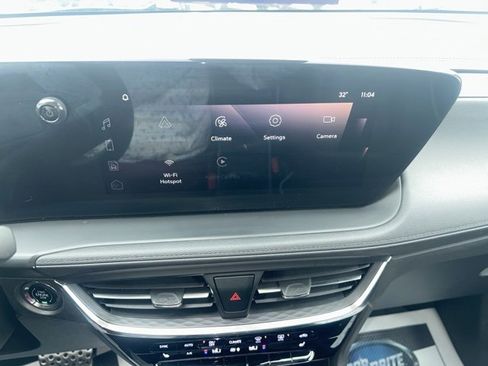 Used 2024 Buick Encore GX Avenir w/ Avenir Technology Package image 24