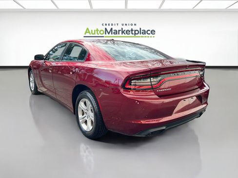 Used 2022 Dodge Charger SXT image 4