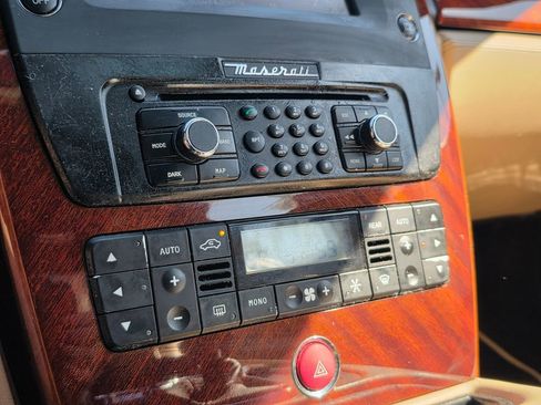 Used 2011 Maserati Quattroporte S image 44