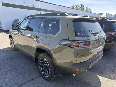 New 2026 Jeep Cherokee Laredo AWD/4WD image 5