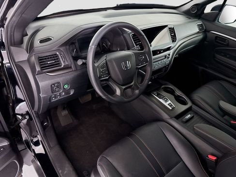 Certified 2023 Honda Passport TrailSport image 9