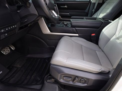 Used 2022 Toyota Tundra SR5 w/ TRD Off-Road Premium Package image 11