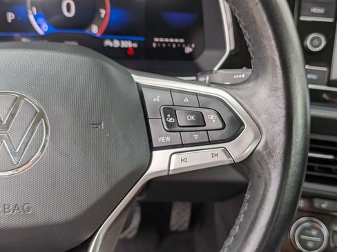 Used 2024 Volkswagen Jetta SE FWD image 22