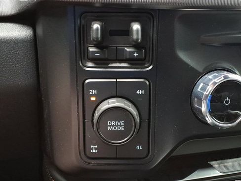 Used 2024 Ford F250 Platinum AWD/4WD image 16