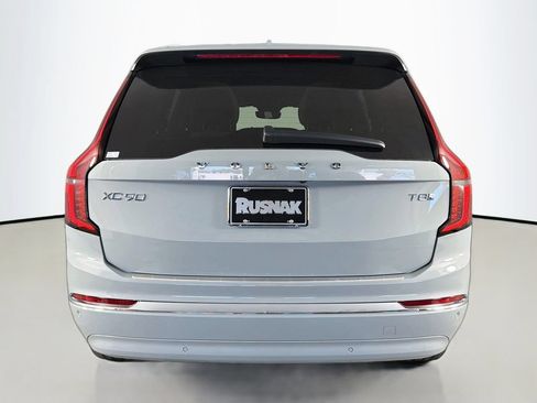 Used 2025 Volvo XC90 T8 Plus w/ Protection Package Premier AWD/4WD image 6