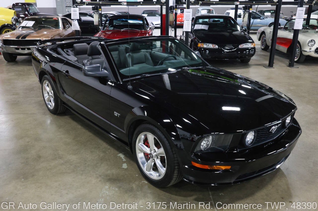 Used 2008 Ford Mustang GT Premium RWD image 10