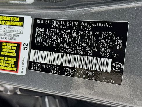 Certified 2026 Toyota Camry SE w/ Convenience Package FWD image 32
