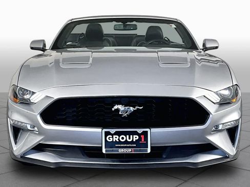 Used 2019 Ford Mustang Premium RWD image 4