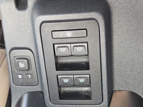 Used 2024 Ford Bronco Wildtrak AWD/4WD image 22