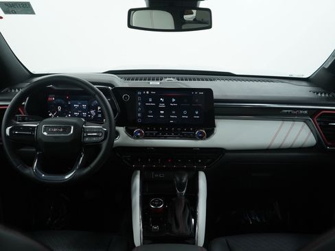 Used 2024 GMC Canyon AT4X image 13