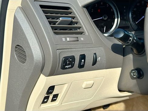 Used 2011 Lexus ES 350 image 10