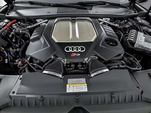 Used 2025 Audi RS 6 performance AWD/4WD image 17
