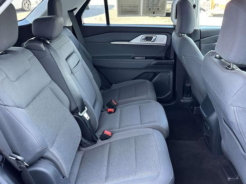 Used 2025 Ford Explorer Active image 14