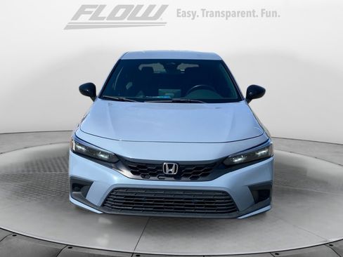 Used 2023 Honda Civic Sport image 3