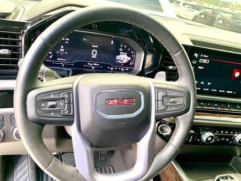 Used 2024 GMC Sierra 1500 Elevation w/ X31 Off-Road Package AWD/4WD image 31