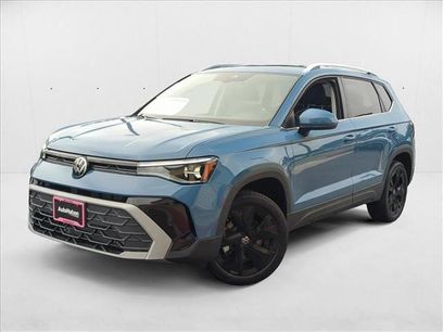 New 2025 Volkswagen Taos SE