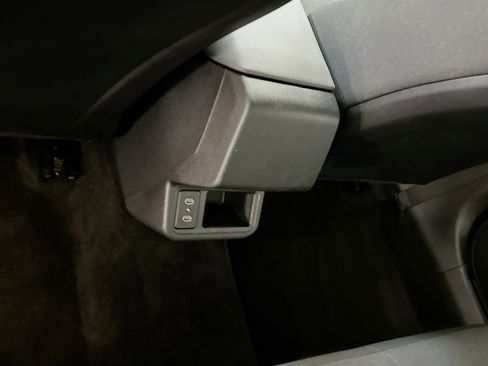 Used 2025 Kia K4 LXS image 28