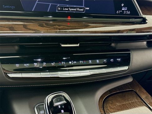 Used 2021 Cadillac Escalade Sport Platinum w/ LPO, ONYX Package image 10