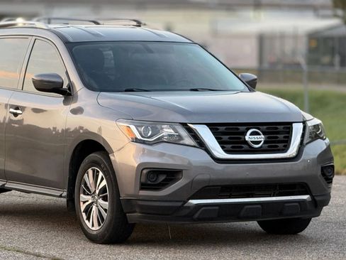 Used 2020 Nissan Pathfinder S image 15