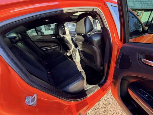 Used 2016 Dodge Charger R/T Scat Pack w/ Technology Group RWD image 50
