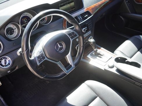 Used 2013 Mercedes-Benz C 300 4MATIC Sedan image 19