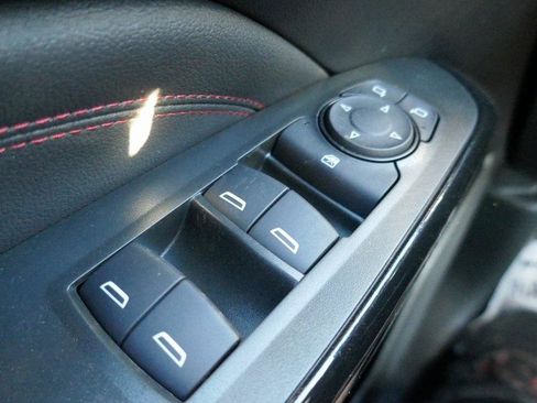 New 2026 Chevrolet Trax RS w/ Sunroof Package image 16