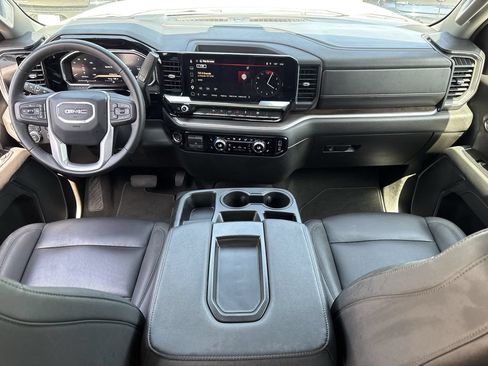 Used 2026 GMC Sierra 1500 SLT AWD/4WD image 11