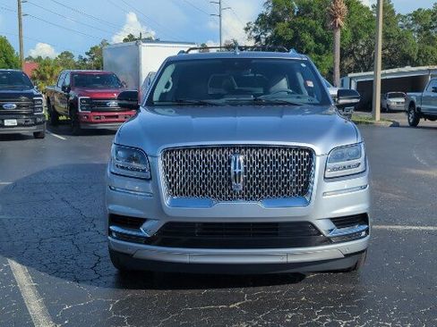 Used 2021 Lincoln Navigator Reserve w/ Luxury Package image 12