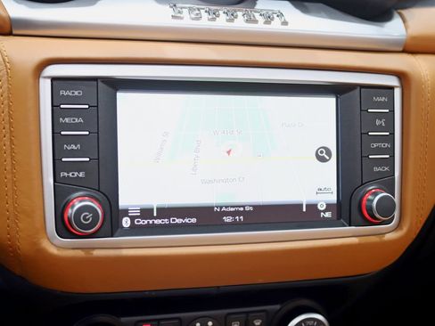 Used 2016 Ferrari California T RWD image 20