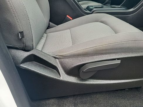 Used 2016 Chevrolet Colorado W/T w/ WT Convenience Package image 17