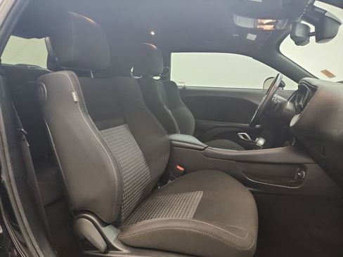 Used 2020 Dodge Challenger R/T image 25