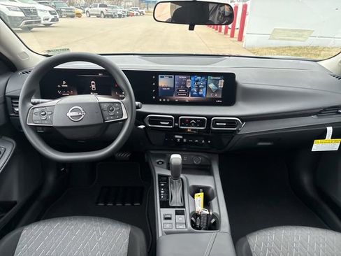 New 2026 Nissan Sentra SV w/ Floor Mat Package FWD image 10