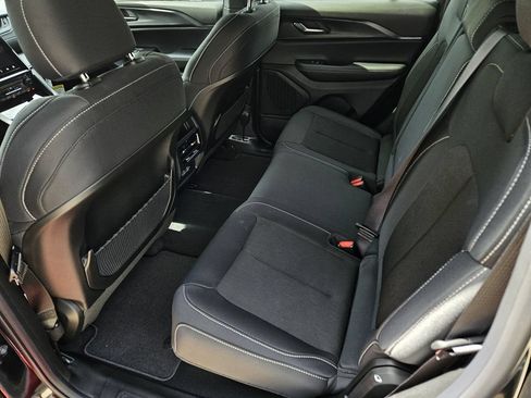 New 2026 Jeep Grand Cherokee Laredo RWD image 11