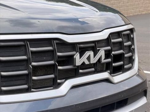 Used 2024 Kia Telluride S AWD/4WD image 6