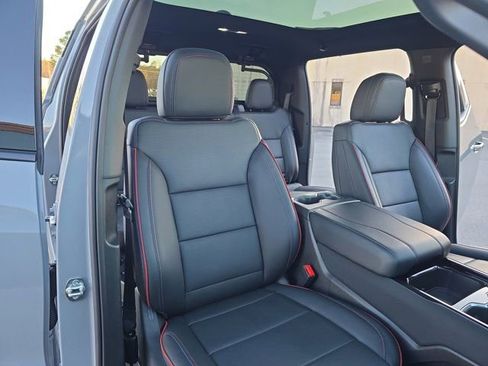 Used 2025 Chevrolet Silverado EV RST image 10