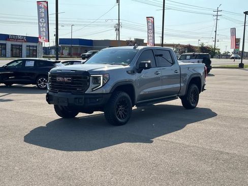 Used 2023 GMC Sierra 1500 AT4X AWD/4WD image 8