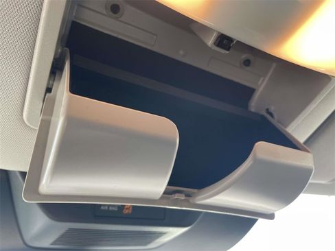 New 2026 Nissan Pathfinder SV image 17