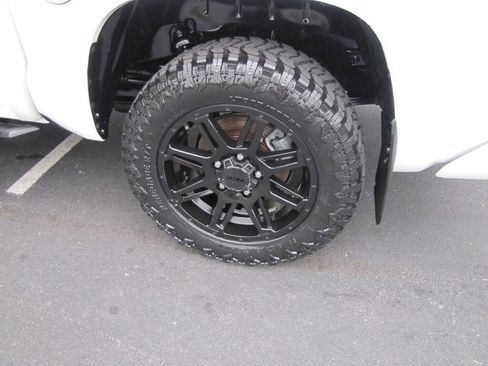 Used 2019 Toyota Tundra 1794 Edition AWD/4WD image 33