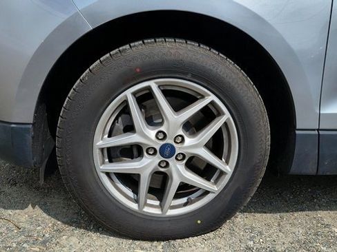 Used 2022 Ford Edge SEL image 10