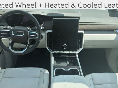 Used 2025 GMC Acadia Denali FWD image 4