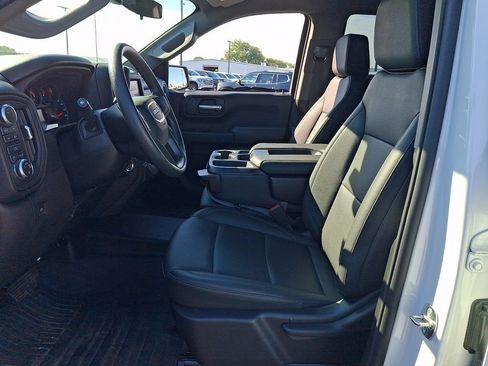 Used 2026 GMC Sierra 1500 Pro w/ Pro Value Package AWD/4WD image 14