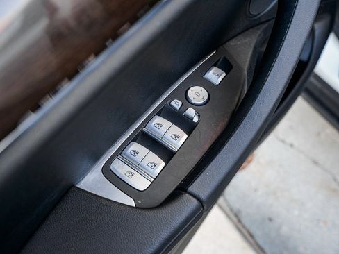 Used 2023 BMW X3 xDrive30i w/ Premium Package image 10