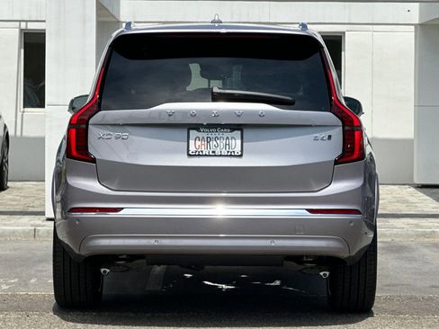 New 2026 Volvo XC90 B6 Plus image 6