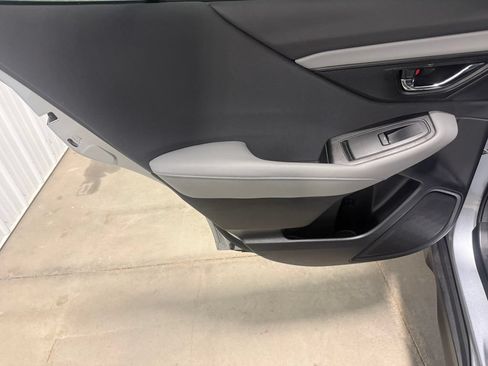Used 2024 Subaru Outback Premium AWD/4WD image 27